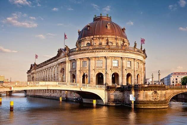 Private Shore Excursion: All-Highlights of Berlin (shared port transfer)