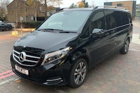 Luxury Mercedes-Benz V-Class Group Shopping Tour to Bicester Outlet Village