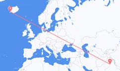 航班从巴基斯坦拉合尔市到雷克雅维克市，冰岛塞尔