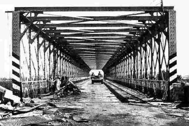 1943: la bataille du pont de Primosole