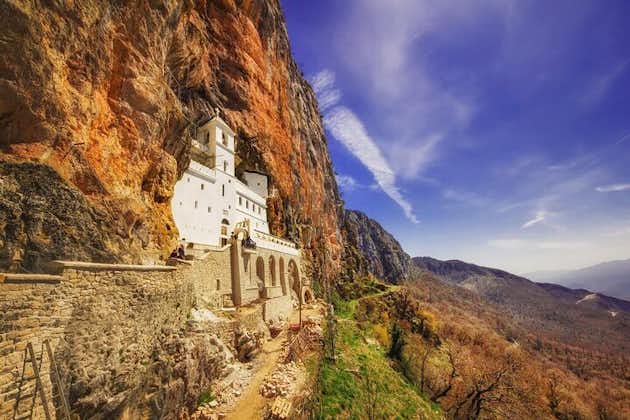 Excursión de día completo a Cetinje y Monasterio Ostrog de Montenegro