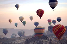 Excursion en montgolfière en Cappadoce au-dessus de Fairychimneys