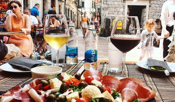 Montenegro: Private Kotor Walking Tour with Food and Wine
