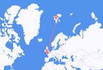 Flüge von Quimper, Frankreich nach Spitzbergen, Spitzbergen und Jan Mayen
