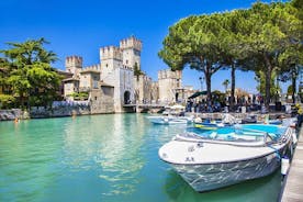 Guided tour in Sirmione with motorboat tour
