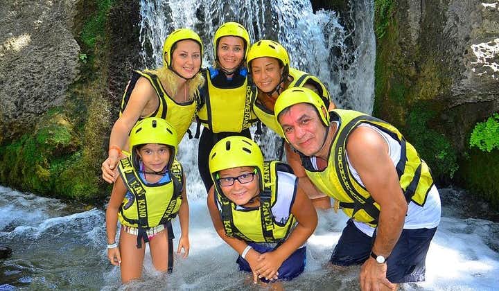 Toute la famille en rafting au Canyon Köprülü d’Alanya