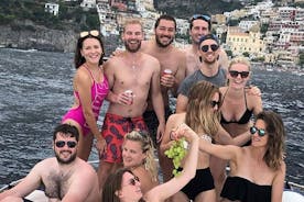 Tour diario en barco por Amalfi y Positano desde Sorrento
