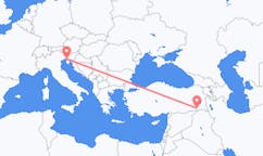 出发地 土耳其舍爾納克目的地 意大利的里雅斯特的航班