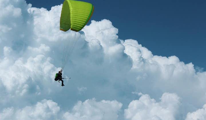 Tandem paragliding i Georgia (land)
