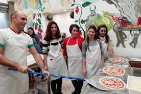Italiensk pizza matlagningskurs med kocken Francesco i Padova