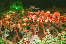 Noite turca no centro da cidade de Marmaris, danças folclóricas tradicionais, jantar, bebidas