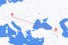 Vluchten van Jerevan naar Salzburg