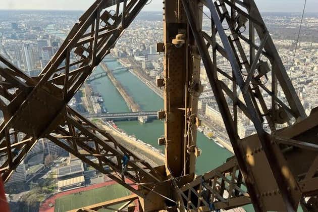 Tour semiprivado sin colas de la Torre Eiffel de primer nivel