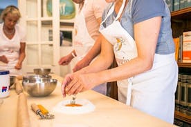 Cesarine: Pasta- und Tiramisu-Kurs in kleinen Gruppen in Como
