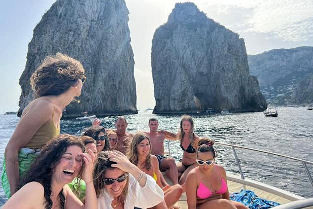Capri All Inclusive Private Boat Tour + City Visit