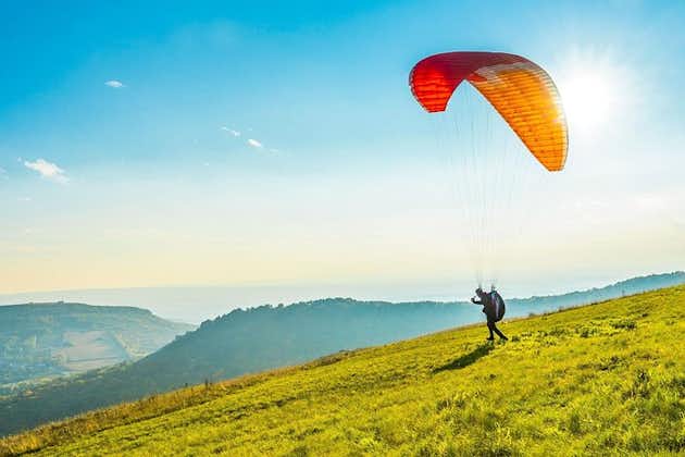 Private Trip from Geneva to the Swiss Capital - Bern & Paragliding in Interlaken