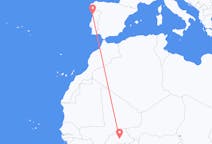 Flyreiser fra Ouagadougou, Burkina Faso til Porto, Portugal