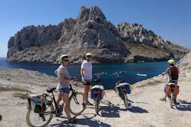 마르세이유에서 Calanques 로의 전기 자전거 여행