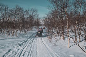 4-stündiges Finnmarksvidda-Schneemobil-Abenteuer