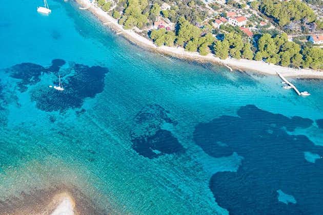 Speedboat Blue Lagoon & 3 Islands tour from Trogir