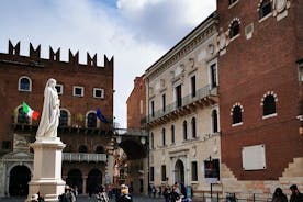 Tour to discover the Unique History of Verona, the City of Art