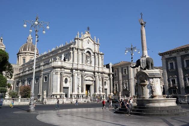 Tour privado a pie por Catania con degustación de "Arancino Siciliano"