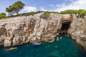 Excursão de meio dia de caiaque no mar X-Adventure em Dubrovnik