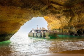 Bootstour zu den Höhlen entlang der Küste von Albufeira nach Benagil