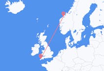 Vluchten van Molde naar Newquay
