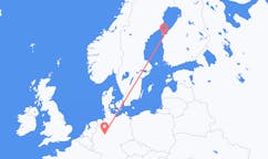 ドイツのパーダーボルンから、フィンランドのヴァーサまでのフライト