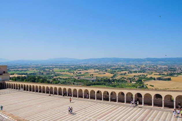 Dagtocht: Assisi privétour met lunch en ATV-quadtour