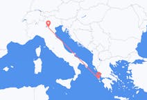 Vluchten van Verona, Italië naar Kefalinia, Griekenland