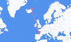 航班从法国比亚里茨市到埃伊尔斯塔济市，冰岛塞尔