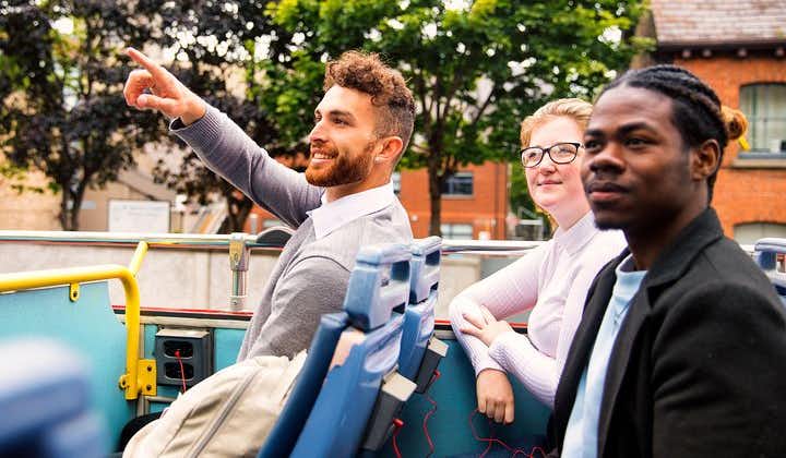Recorrido turístico por la ciudad de Dublín en autobús con paradas libres