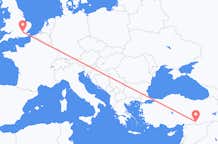 出发地 土耳其从 桑尼乌法前往英格兰的伦敦的航班