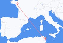 出发地 突尼斯出发地 莫纳斯提尔目的地 法国南特的航班