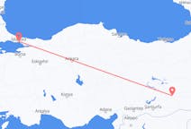 Flyreiser fra Diyarbakır, Tyrkia til Istanbul, Tyrkia