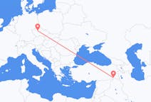 Flyg från Şırnak till Prag