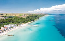 Najlepsze wakacje na plaży w Kallithei, Grecja