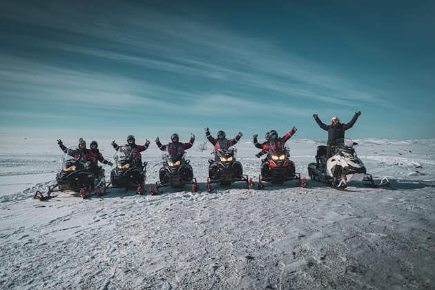 Excursion historique en motoneige à travers le Finnmarksvidda