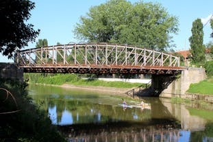 Podul metalic