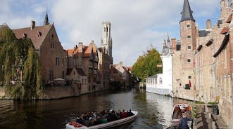 Tour privado: Tesoros de Flandes Gante y Brujas desde Bruselas Día completo