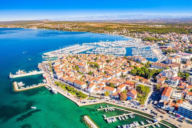 Traslado privado: Zadar (aeropuerto) a/desde Biograd na moru o Crvena Luka Resort