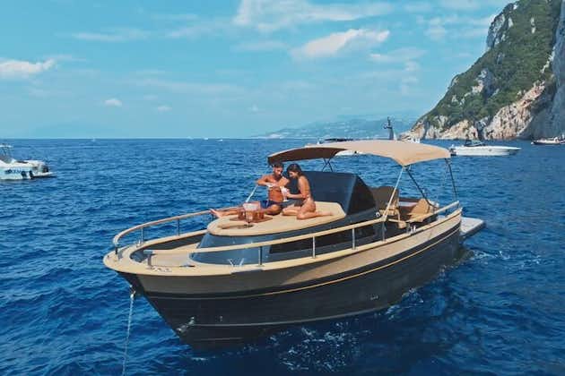 Paseo en barco por Capri desde Sorrento y Positano