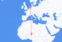 Flyreiser fra Kano, Nigeria til Düsseldorf, Tyskland