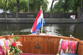 阿姆斯特丹清晨运河游船