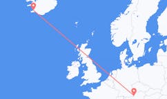 Fly fra byen Salzburg, Østrig til byen Reykjavik, Island