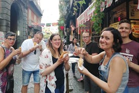 Leckere Street Food-Tour durch Neapel mit MustEat-Gourmetspezialitäten und MustSee-Sites