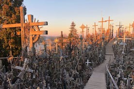 Sonnenaufgang am Berg der Kreuze - 2 Länder an einem Tag