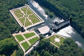 Day Tour of Chateaux of Chenonceau, Chambord & Caves Ambacia from Tours/Amboise